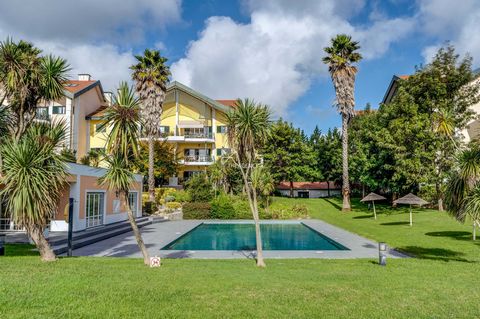 Located in Sintra. A cozy and bright apartment is available for rent in Beloura. This three-bedroom unit includes a primary bedroom with an en-suite bathroom and two additional bedrooms sharing a second bathroom, all within one of the most looked aft...