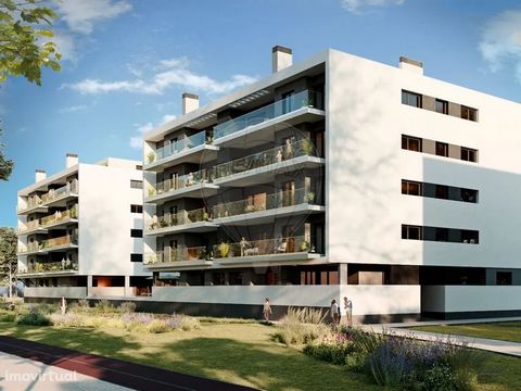 URBANIZATION OF STORKS IN POMBAL Come and see this fantastic apartment in Pombal It is a gated community. 3 bedroom apartment, 1st floor, fraction E under construction. With a total area of 163.85m2, gross private area of 112.8m2, balcony 25.60m2 and...