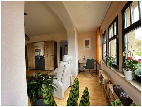 Comfortabel en nieuw modieus appartement in Saxon Elbland met uitrusting van hoge kwaliteit: gezellige woonslaapruimte, keuken en badkamer, ideaal voor 2 gasten. Parkeer- en opslagfaciliteiten voor beschikbare fietsen. In onze zithoek in de tuin kunt...