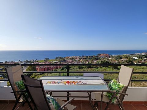 Incredible two bedroom and two bathroom penthouse apartment situated just outside the Marina of La Duquesa. The apartment is a very short distance (450 metres, or a 5 minute walk) from all general amenities and a mere 200 metres (2 minutes walk) to t...