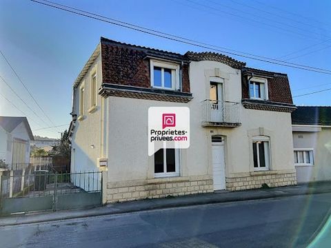 COULOUNIEIX-CHAMIERS (24660) - Secteur CHAMIERS- Prix : 156.250 euros , honoraires à charge vendeur. A proximité des services, écoles et commerces du centre de CHAMIERS, venez découvrir cette jolie maison T5/6 des années 1948 d'environ 117.2m² et com...