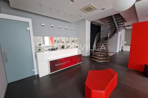 Zagreb, Radnička cesta, three-story office space 460 m2 within the business zone. It extends through the ground floor, 1st and 2nd floors, connected by an internal staircase and an elevator through the space. It consists of an entrance area on the gr...