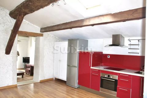 Ref 68207FC: In Montélimar, T4 located in the very picturesque old Maubec Abbey. Located on the 2nd and last floor of a small co-ownership of 4 owners, you can enjoy the small garden. The apartment consists of a living room, a kitchen dining room, 3 ...