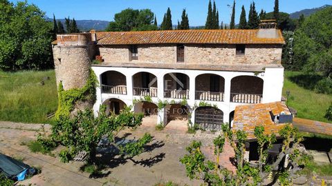 Lucas Fox presents the 4-star superior hotel project in the historic Mas Candell country house from the 16th century, recognized as cultural heritage of Catalonia. This wonderful property sits on a plot of 10,815 m², less than 2 kilometers from the m...
