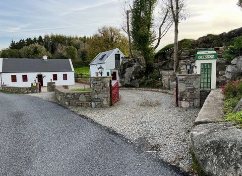 Luxury 3 Bed Cottage and Apartment For Sale In Foxford Ireland Esales Property ID: es5554152 Property Location Drimineen Cloongee Foxford Ireland Co Mayo F26H2YC Property Details A Haven by the Moy: Own Your Slice of Idyllic Irish Charm Nestled amids...