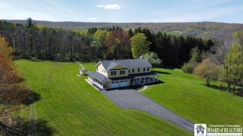 6 BDR 7 BATH TWO STORY AIR-CONDITIONED HOME W/ ATTACHED GARAGE, INGROUND POOL AND POOL SHED, AND FIREPIT AREA ON NEARLY 8 ACRES ON PRIVATE DEAD END ROAD. This home must be seen to truly be appreciated. When you enter this home from the full wrap arou...