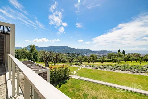 Nestled within the prestigious Domaine de Gairaut, this duplex apartment offers a luxurious lifestyle within a vast and exclusive private park spanning 4.6 hectares. Built in 2019, the apartment boasts 171 sq m of living space and 68 sq m of terraces...