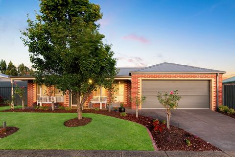 At the end of a tranquil court amid gorgeous all season gardens, this welcoming 4 bedroom home invites comfortable family living and relaxed entertaining across a family focused single level with two lovely living areas and an expansive alfresco oasi...