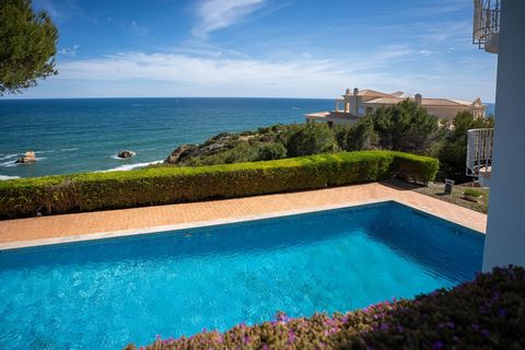 Ponta da Baleeira is an area in the city of Albufeira, located in the Algarve, Portugal. This region is known for its stunning views of the Atlantic Ocean, golden sandy beaches, and impressive cliffs. Albufeira, as a whole, is a popular tourist desti...