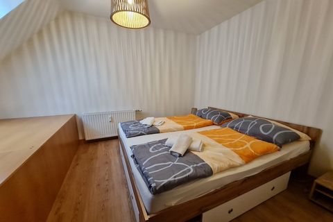 Cet appartement de 50 m² à Bad Kleinkirchheim est un espace bien meublé, offrant un séjour confortable pour jusqu'à 4 personnes. Avec 1 chambre et un mobilier neuf, il est idéal pour ceux qui recherchent la détente dans un endroit pittoresque sur un ...