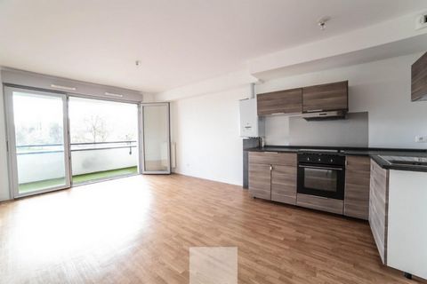 BEL APPARTEMENT 61m2 / Clinique Mathilde