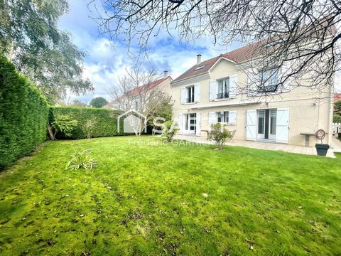 Maison de 214 m², 8 pièces, 5 chambres
