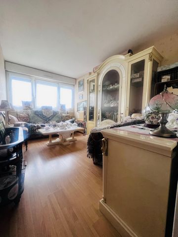 Bel appartement F5 rosny sous bois ( ligne 11)
