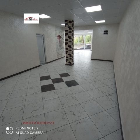 Imoti Consult Agency offers you a shop in the lively neighborhood - 'Kolyu Ficheto'. The property has an area of 100 sq.m. and is distributed as follows: commercial premises with glass windows to a street with a constant flow of people, a bathroom an...