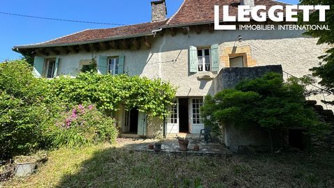 A21450JT24 - Superb stone property, with outbuildings, on 4500m² of shaded land, the property is situated in the heart of a little hamlet, calm spot with pretty views over the countryside. Information about risks to which this property is exposed is ...