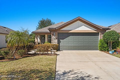 Superbly maintained & attractive 3BR/2BA single family home located in the sought after, gated, 55 plus community of Del Webb Ponte Vedra in Nocatee! Fantastic curb appeal and in close proximity to the 38,000 square foot Anastasia Club which includes...