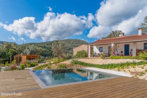 Discover the Authentic Charm of Country Life in the Algarve Welcome to our charming Rustic Farmhouse, where the past meets the present to create a unique experience of tranquility and comfort. Located amidst the stunning landscapes of the Algarve, th...