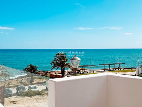 Welcome to this exceptionally located apartment in Praia da Luz in the Algarve. The flat, whose refurbishment is almost complete, is located on the first floor of a building constructed in 1988. The building, with a total of 6 residential units, is l...