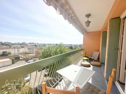 Dpt Vaucluse (84), à vendre SORGUES appartement T5 de 91 m², balcon