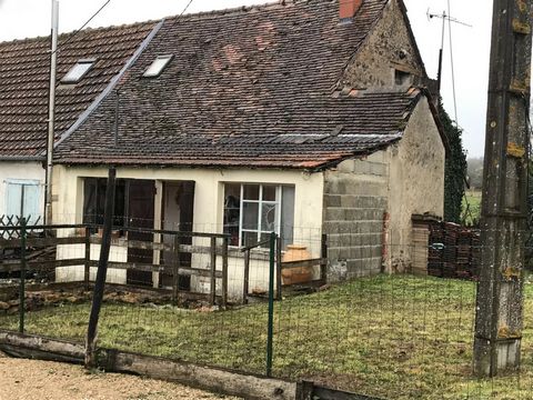 EXCLUSIVE TO BEAUX VILLAGES! A little gem in the Indre countryside not far from amenities and forest walk ways, ideal for hiking and horse riding. The property is in a quiet hamlet a few minutes drive from the popular and lively town of Chaillac with...