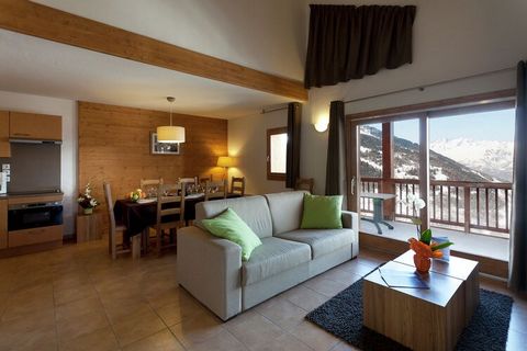 Résidence L'Étoile des Cimes is a stylish residence with cosy and comfortably furnished apartments. A few larger, connected chalets house a few dozen apartments of different sizes. The whole building is built with lots of wood, natural stone and high...