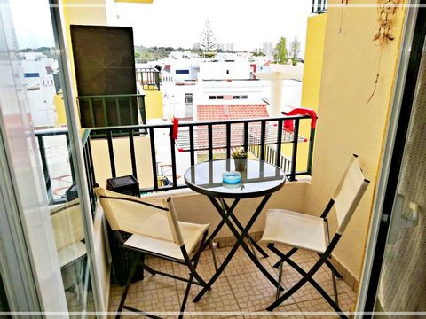 Sitio do Poço is apartment located in Alvor town center, near supermarkets, restaurants and coffe shops. 1 Bedroom with double bed. It features a seating area, a dining area and a full kitchen with everything you need. These apartments provide towels...