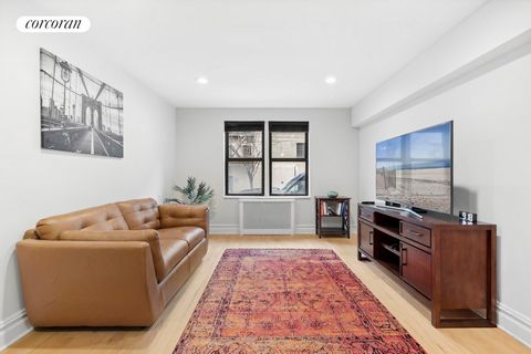 Welcome to 69 Bennett Avenue, Apt. 104 in Hudson Heights at 184th Street. This spacious one-bedroom condominium apartment is in excellent move-in condition and is located two blocks from the A express train station at 181st Street. Midtown Manhattan ...