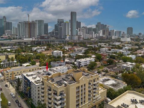 Spectacular views, nice and neat, 2 bedrooms 1 bath condo in the heart of Miami close to downtown, Brickell and the beaches. This unit is complete tile, is on the fifth floor, one parking garage. The building has been recently paint, clean common are...