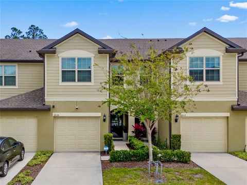 Welcome home to this like-new MODERN townhome w/ unique designer upgrades throughout on a PREMIUM LOT in a private GATED community! FANTASTIC LOCATION just off 414 & 429 in an up-and-coming area by the new AdventHealth Apopka - getting almost anywher...