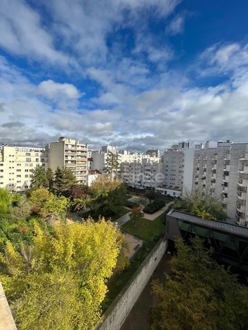 Dpt Paris (75), à vendre PARIS 15EME ARRONDISSEMENT appartement T2 de 46,31 m²