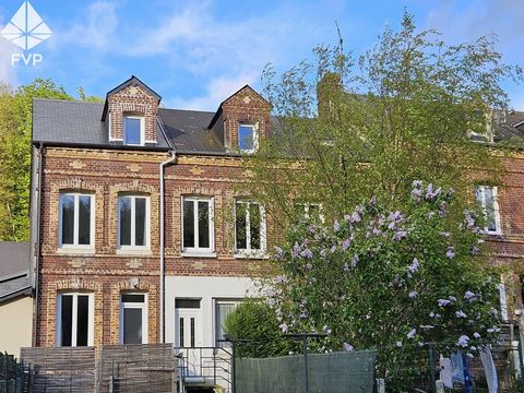 FVP Immobilier and its advisor Cécile Lesuisse -06x71x10x75x63- offer you this charming semi-detached house, close to the city center of Lillebonne, shops, schools, college and high school, while benefiting from a sought-after area, quiet, a few step...