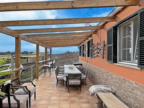 This beautiful one-story country house exudes a special charm from the moment you step foot inside. Its interior design has been carefully distributed to provide a cozy and functional environment.MENORCA IS A NEARBY PARADISEThe spacious living-dining...