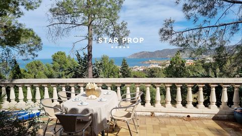STAR PROP, das Immobilienunternehmen mit schönen Häusern, freut sich, dieses unglaubliche Anwesen an einem privilegierten Ort mit Meerblick in Port de la Selva präsentieren zu können. Strategisch zwischen Llançà und Port de la Selva gelegen, bietet d...