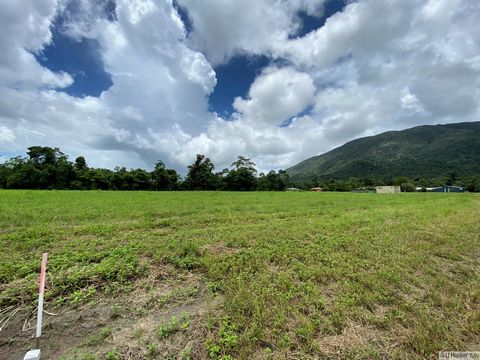 This new subdivision on Keir Road, is made up of 10 x approx. one acre blocks. Ideally located roughly 3.4 kilometres from the main street of town, Keir Road is a no through road with mainly local traffic. There are plenty of local swimming holes, fi...