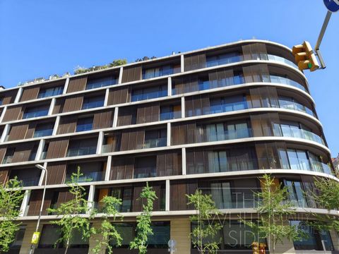 ¡Aquí está tu nuevo hogar en el corazón de Galvany, Barcelona! Este impresionante piso de 2 dormitorios en suite está diseñado para aquellos que buscan lo mejor en ubicación, calidad y diseño. Situado en la confluencia de Via Augusta con Muntaner, en...