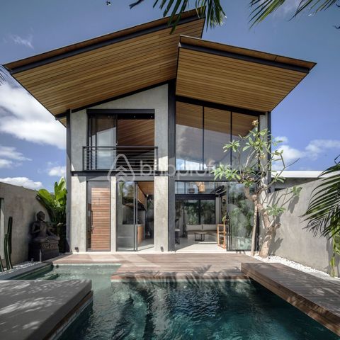 Price at USD 190,000 until 2047 Step into a world of architectural splendor in Canggu – Babakan with this modern loft, a masterpiece of design that captures the quintessence of Bali luxury real estate. Priced at USD 190,000, this property is a prime ...