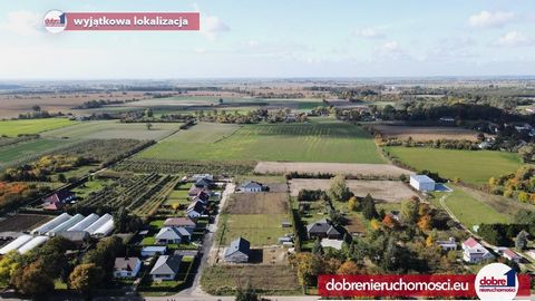 Good Real Estate recommends for sale comfortable, compact plots with development conditions with areas ranging from 879m2 to 924m2, in the picturesque vicinity of orchards and forests in the developing town of Mochle, Sicienko commune, less than 8 km...