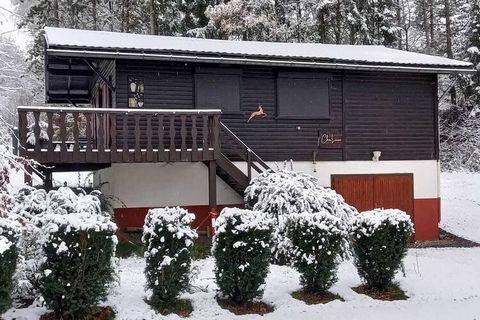 Welcome to this pleasant, warmly decorated chalet, located in a green and quiet area, near Rendeux. It is particularly suitable for family holidays. Everything has been done to make you feel at home: your comfort and well-being are guaranteed. The ho...