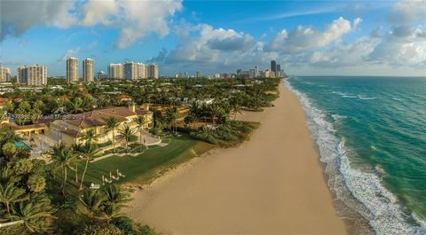 Possui um pedaço do paraíso, a maior propriedade à beira-mar de toda Miami. Abrangendo 250' de areia branca imaculada frente do oceano em 1,5 hectares, esta propriedade extraordinária possui vistas incomparáveis das águas azuis cintilantes do oceano ...
