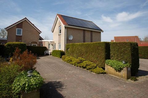 Cozy holiday home in Noordzeepark Ouddorp, quiet location, no through traffic, close to the beach. Many leisure activities in the immediate vicinity!