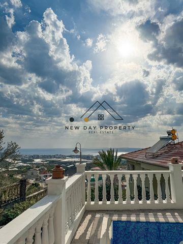   PARADISIACAL VIEW! 4 BEDROOM VILLA IN KARGICAK/ALANYA FOR SALE NOW! 3-bedroom villa with private pool in sought-after residential complex for sale!   We will take you to the coveted hills of Alanya, where panoramic views will never end and you will...