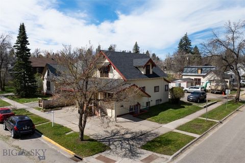 Prime location on the south side of Bozeman, 503 & 503 ½ S Black presents a lucrative investment opportunity with its multifamily setup and excellent rental history. This newly remodeled triplex, situated on a corner lot offers a blend of convenience...