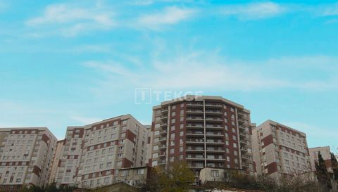 Apartamentos con vista a la ciudad en un proyecto moderno ubicado en el centro de Eyüpsultan Alibeyköy Los apartamentos están situados en Eyüpsultan, uno de los distritos populares y de rápido desarrollo de Estambul. El área brinda a los compradores ...
