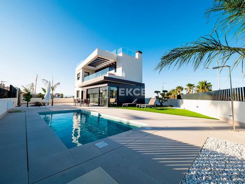 Spacious 3 Bedroom Detached Villas Next to Golf Course in Algorfa Detached ... are situated adjacent to a picturesque golf course in the enchanting town of Algorfa, Costa Blanca. Nestled just 20 km away from the coast, this Mediterranean Village is a...