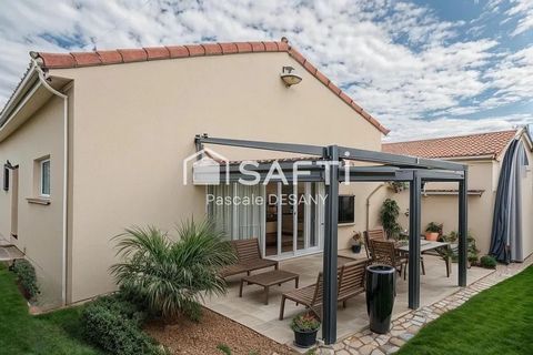 Maison individuelle de fin 2021 avec grand garage
