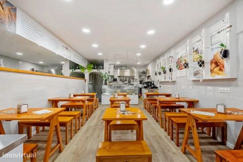 Trespasse para venda Emblemático (e dos mais antigos) snack bar no círculo do Mercado dos Lavradores e Liceu Jaime Moniz. Remodelação total efetuada, oferece as melhores opções de serviços do género a toda a área circundante, desde a unidade hospital...