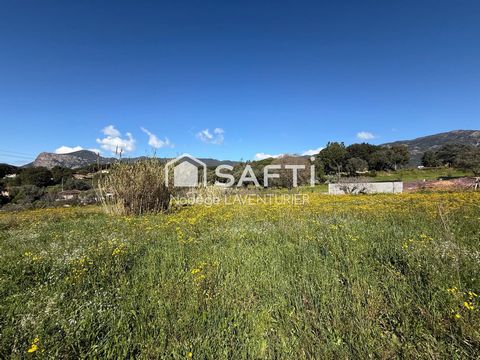Terrain constructible à la Plaine de Peri De 1300 m²