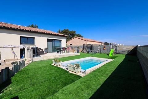 Maison T4 - plain pied - 98m2 - 705m2 de terrain - MOUSSAN