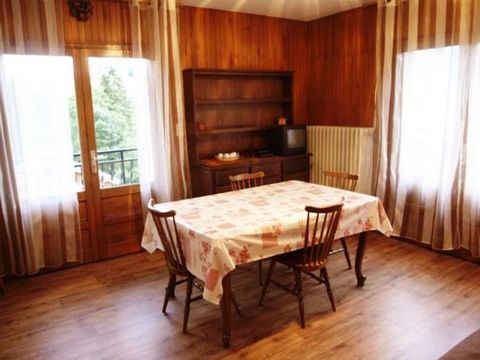 The residence La Touvière is situated in Le Grand Bornand Chinaillon, Alps. Amenities available 600m from the lodgings are the pistes and the ski lifts. The residence La Touvière, Le Grand Bornand, Alps (without lift) is only 1.4km from the centre of...