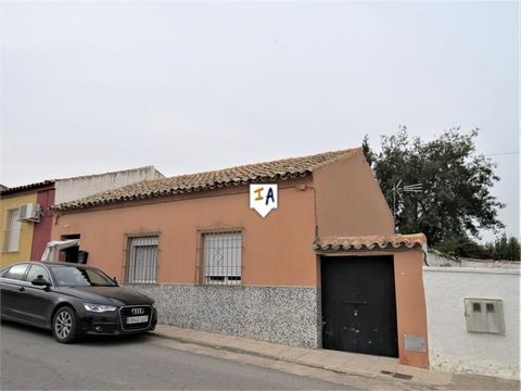 On the edge of Monte Lope Alvarez near Martos in the Jaen province ,of Andalucia, Spain, we have this 3 bedroom Chalet plus a two storey connected annexe which has great outside space for relaxing, a veggie bed to grow tomatoes and herbs, a lemon tre...